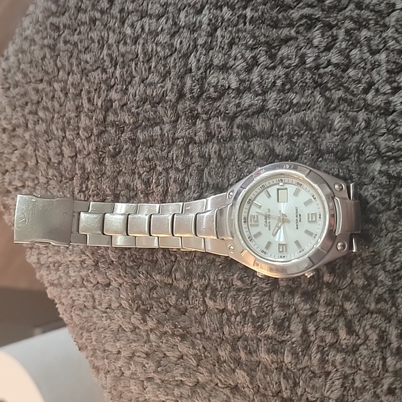 Casio wave ceptor watch - Picture 2 of 4